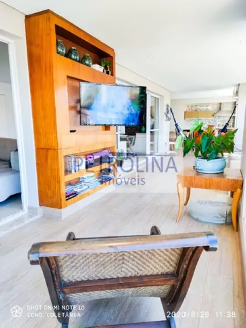 Apartamento com 6 quartos à venda, 208m2 em São Paulo - SP - imagem 6 Foto 6 de Apartamento com 6 quartos à venda, 208m2 em São Paulo - SP