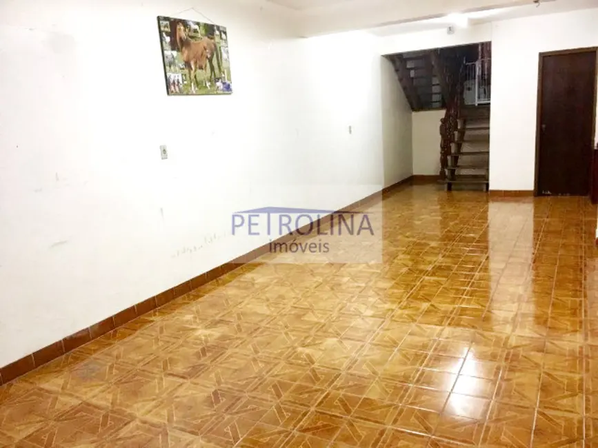 Sobrado com 4 quartos à venda, 241m2 em São Paulo - SP - imagem 3 Foto 3 de Sobrado com 4 quartos à venda, 241m2 em São Paulo - SP