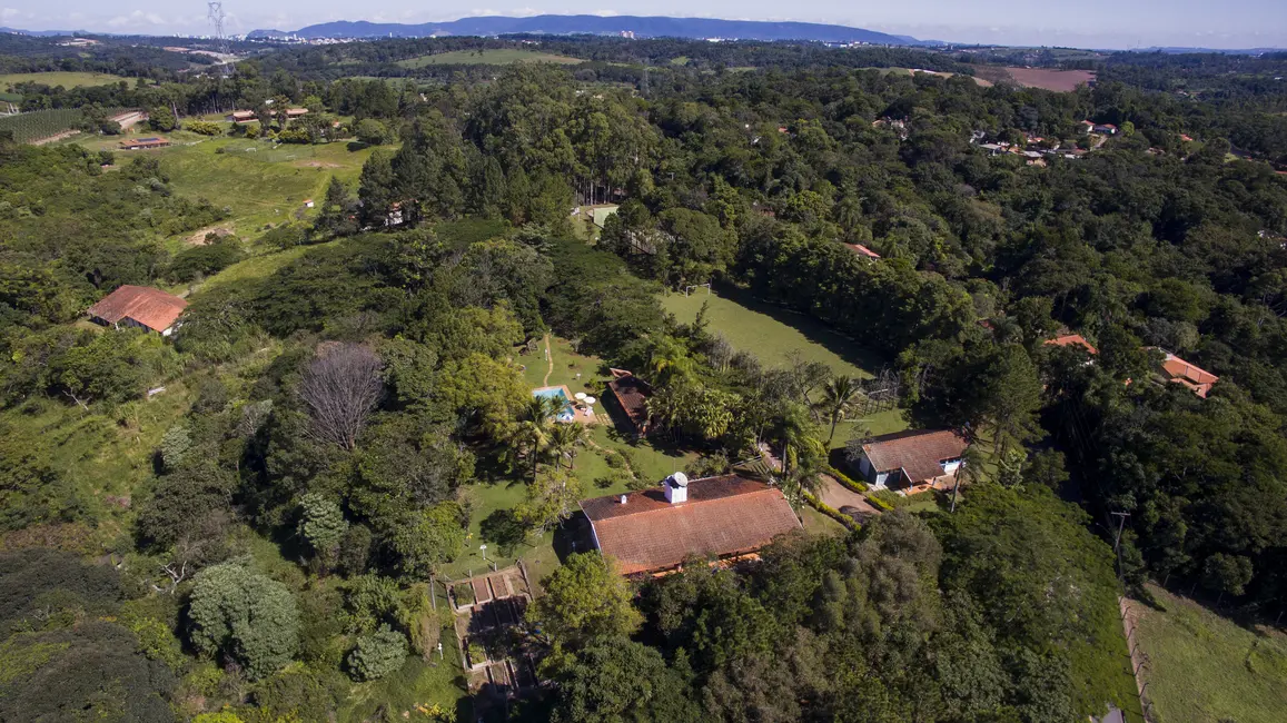Foto 6 de Sítio / Rancho com 6 quartos à venda, 23m2 em Louveira - SP