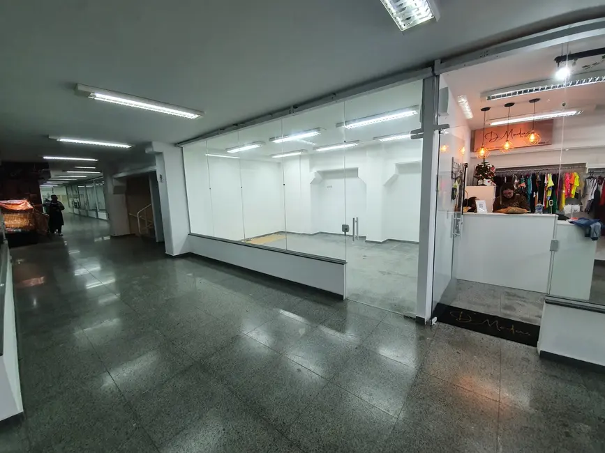 Sala Comercial para alugar, 1200m2 em Sao Jose Dos Campos - SP - imagem 3 Foto 3 de Sala Comercial para alugar, 1200m2 em Sao Jose Dos Campos - SP