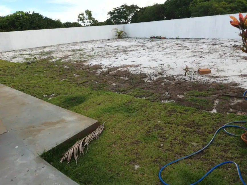 Casa de Condomínio com 3 quartos à venda, 212m2 em Entre Rios - BA - imagem 4 Foto 4 de Casa de Condomínio com 3 quartos à venda, 212m2 em Entre Rios - BA