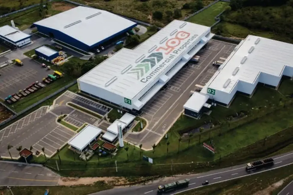 Armazém / Galpão para alugar, 1700m2 em Feira De Santana - BA - imagem 6 Foto 6 de Armazém / Galpão para alugar, 1700m2 em Feira De Santana - BA