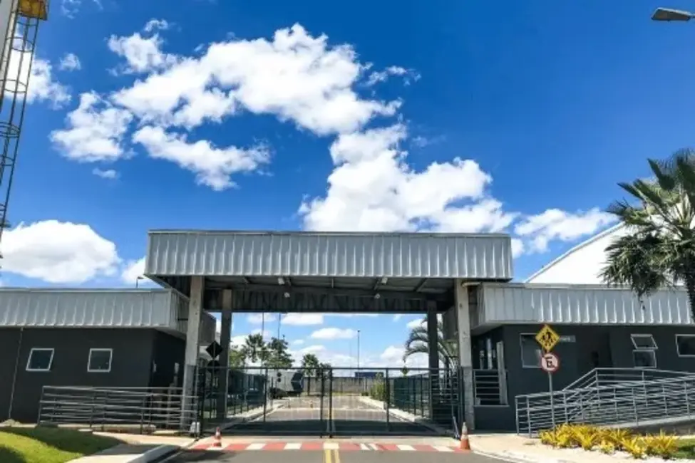 Armazém / Galpão para alugar, 1700m2 em Feira De Santana - BA - imagem 5 Foto 5 de Armazém / Galpão para alugar, 1700m2 em Feira De Santana - BA