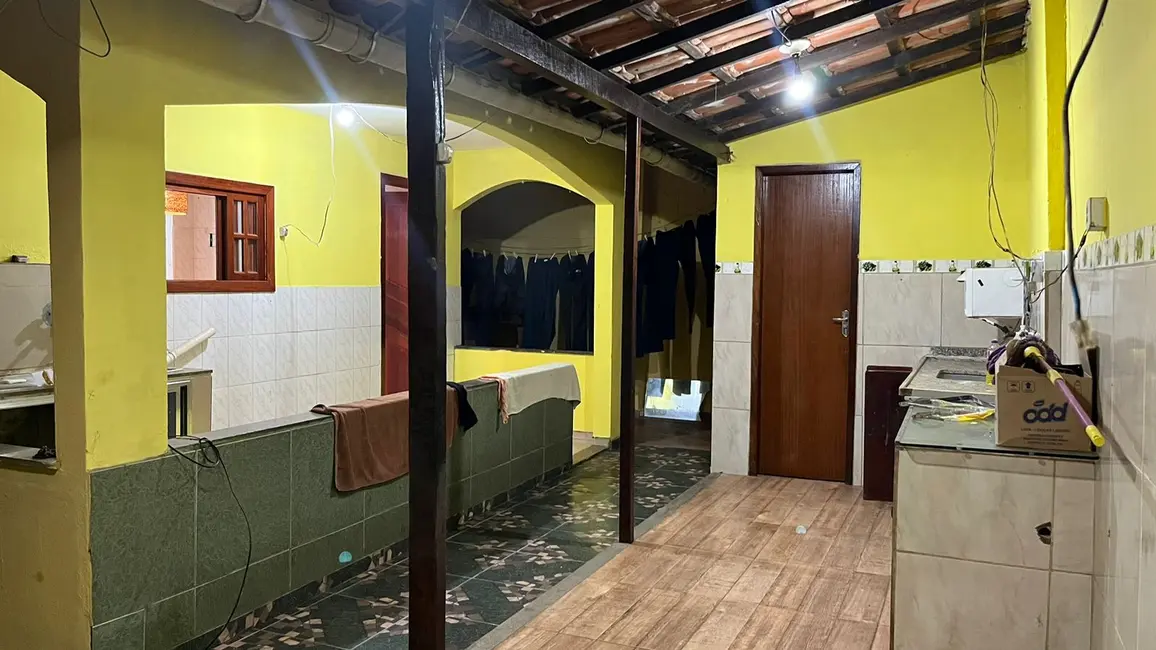 Casa com 3 quartos para alugar, 999m2 em Granja dos Cavaleiros, Macae - RJ - imagem 3 Foto 3 de Casa com 3 quartos para alugar, 999m2 em Granja dos Cavaleiros, Macae - RJ