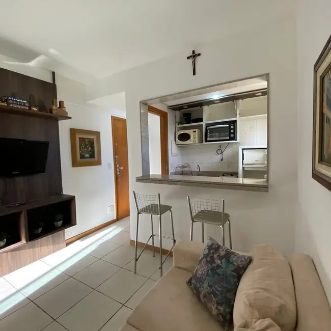 Apartamento com 2 quartos para alugar, 999m2 em Cavaleiros, Macae - RJ - imagem 3 Foto 3 de Apartamento com 2 quartos para alugar, 999m2 em Cavaleiros, Macae - RJ