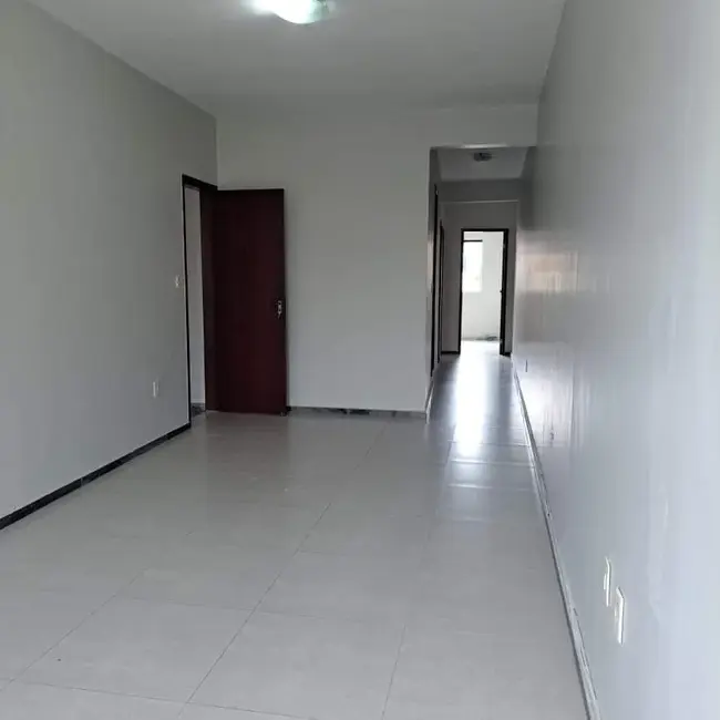 Apartamento com 2 quartos para alugar, 999m2 em Aroeira, Macae - RJ - imagem 3 Foto 3 de Apartamento com 2 quartos para alugar, 999m2 em Aroeira, Macae - RJ