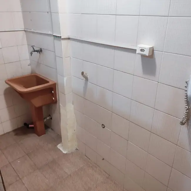 Apartamento com 2 quartos para alugar, 999m2 em Centro, Macae - RJ - imagem 7 Foto 7 de Apartamento com 2 quartos para alugar, 999m2 em Centro, Macae - RJ