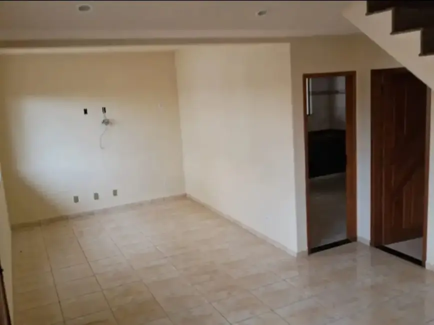 Casa de Condomínio com 3 quartos para alugar, 999m2 em Novo Horizonte, Macae - RJ - imagem 9 Foto 9 de Casa de Condomínio com 3 quartos para alugar, 999m2 em Novo Horizonte, Macae - RJ