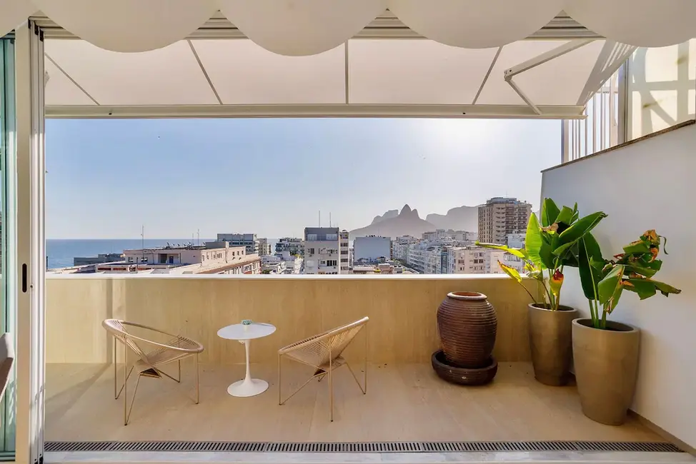 Apartamento com 2 quartos para alugar, 120m2 em Ipanema, Rio De Janeiro - RJ - imagem 3 Foto 3 de Apartamento com 2 quartos para alugar, 120m2 em Ipanema, Rio De Janeiro - RJ