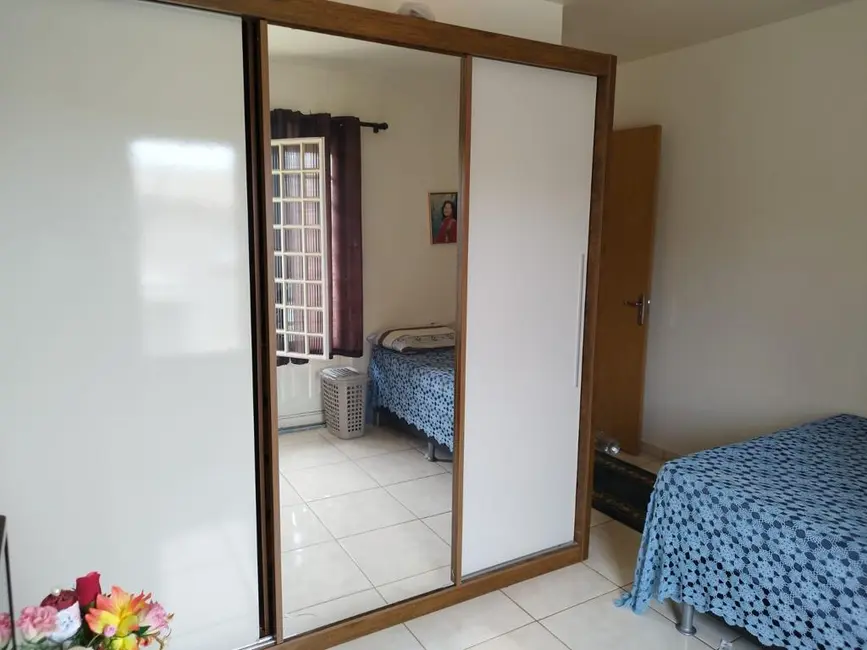 Casa de Condomínio com 2 quartos à venda, 130m2 em Valparaiso I - Etapa B, Valparaiso De Goias - GO - imagem 6 Foto 6 de Casa de Condomínio com 2 quartos à venda, 130m2 em Valparaiso I - Etapa B, Valparaiso De Goias - GO