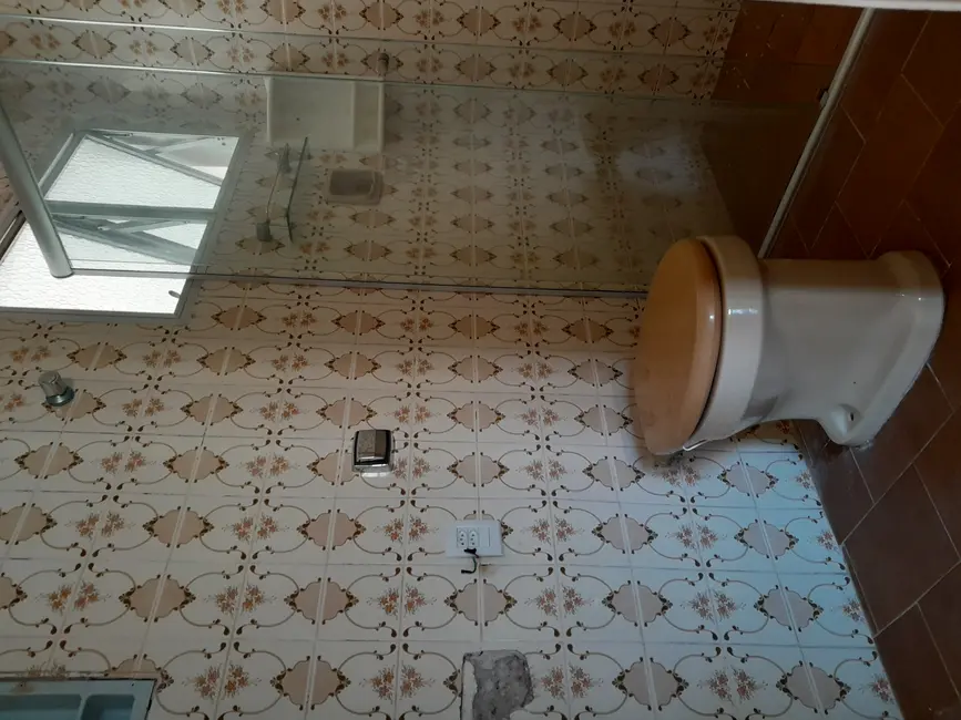 Apartamento com 2 quartos para alugar, 90m2 em Centro, Pelotas - RS - imagem 4 Foto 4 de Apartamento com 2 quartos para alugar, 90m2 em Centro, Pelotas - RS