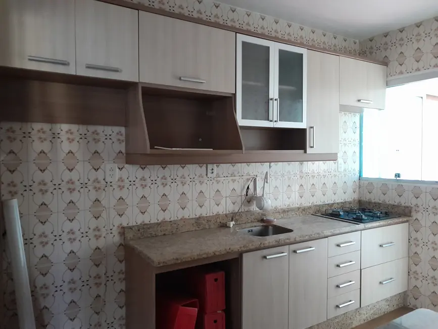 Apartamento com 2 quartos para alugar, 90m2 em Centro, Pelotas - RS - imagem 6 Foto 6 de Apartamento com 2 quartos para alugar, 90m2 em Centro, Pelotas - RS