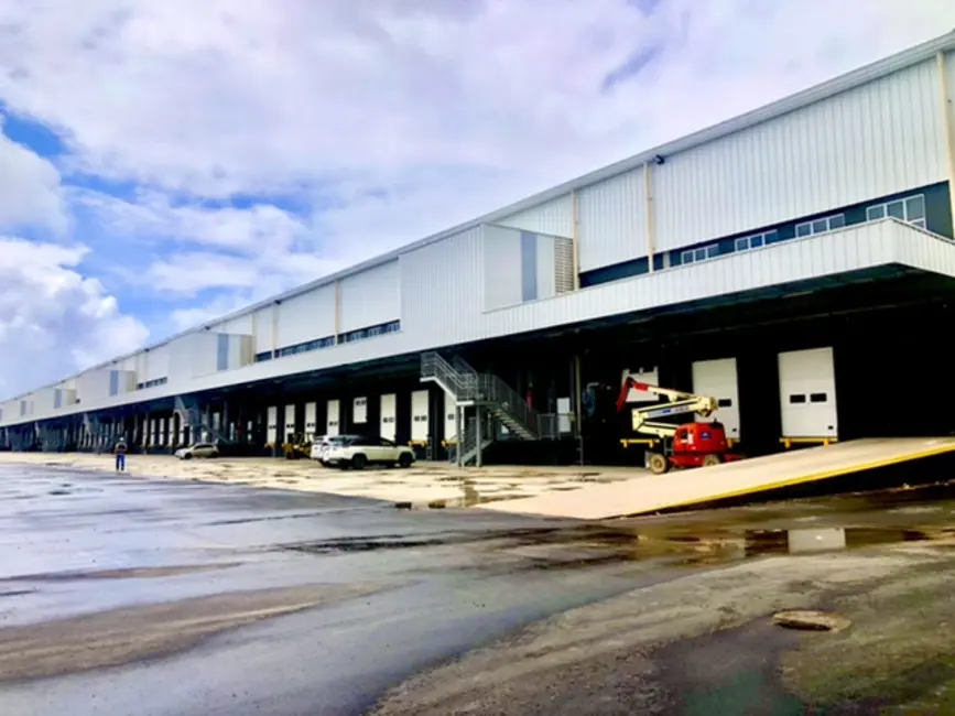 Armazém / Galpão para alugar, 1600m2 em Simoes Filho - BA - imagem 6 Foto 6 de Armazém / Galpão para alugar, 1600m2 em Simoes Filho - BA