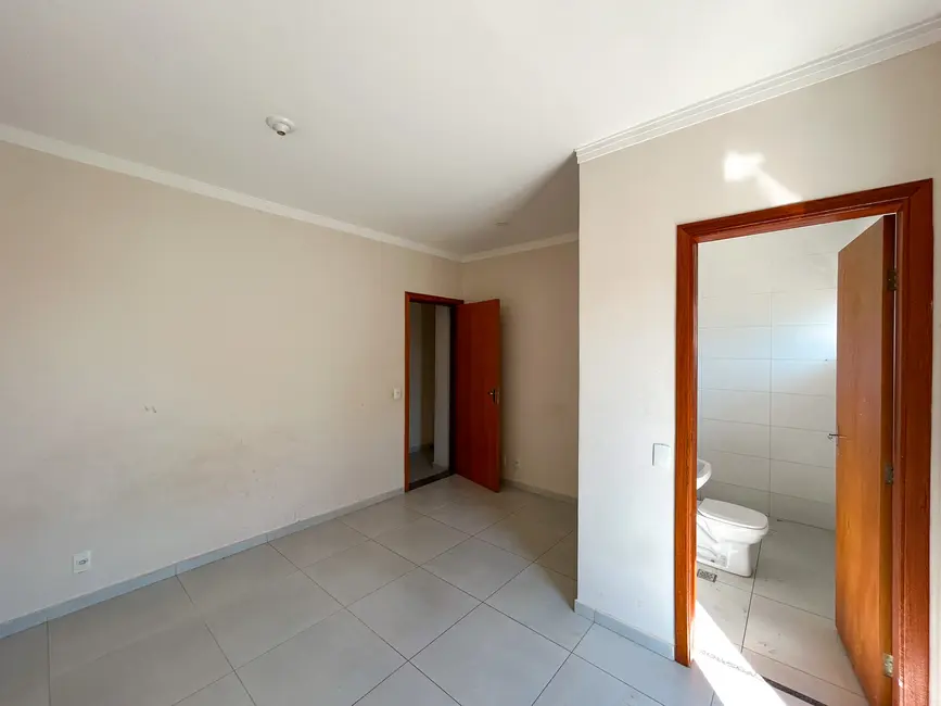 Foto 8 de Casa de Condomínio com 2 quartos à venda, 75m2 em Chácaras Fazenda Coelho, Hortolandia - SP