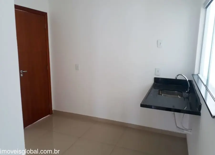 Casa com 3 quartos à venda, 80m2 em Manaus - AM - imagem 5 Foto 5 de Casa com 3 quartos à venda, 80m2 em Manaus - AM