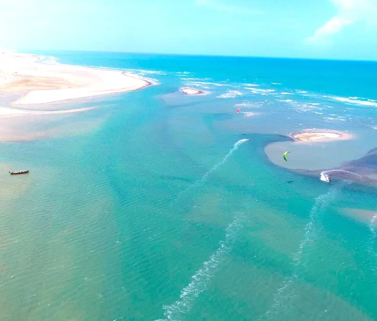 Terreno / Lote à venda, 80000m2 em Centro, Camocim - CE - imagem 8 Foto 8 de Terreno / Lote à venda, 80000m2 em Centro, Camocim - CE