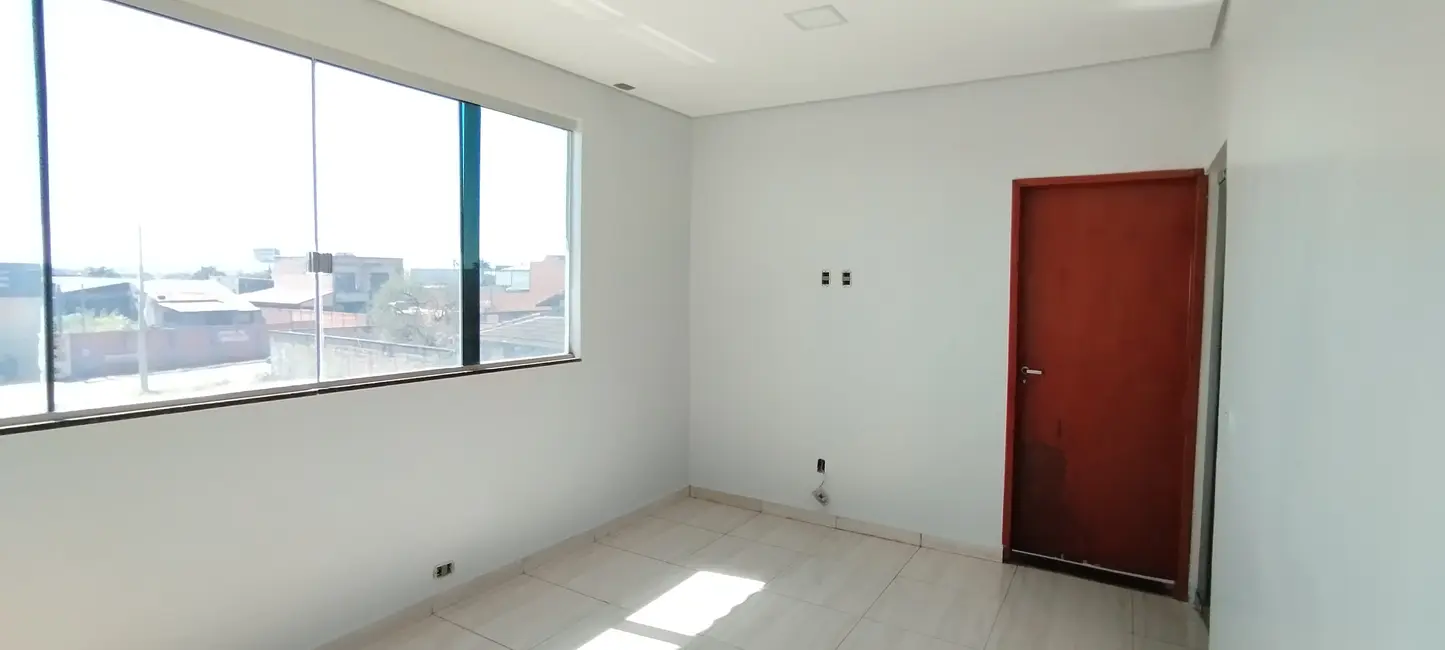 Foto 7 de Sobrado com 5 quartos à venda, 214m2 em Jardim Petrópolis, Goiania - GO