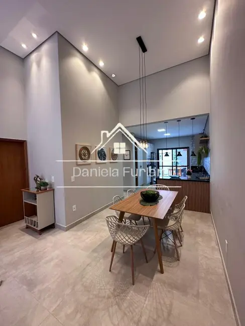 Casa de Condomínio com 3 quartos à venda, 118m2 em Cajuru do Sul, Sorocaba - SP - imagem 5 Foto 5 de Casa de Condomínio com 3 quartos à venda, 118m2 em Cajuru do Sul, Sorocaba - SP