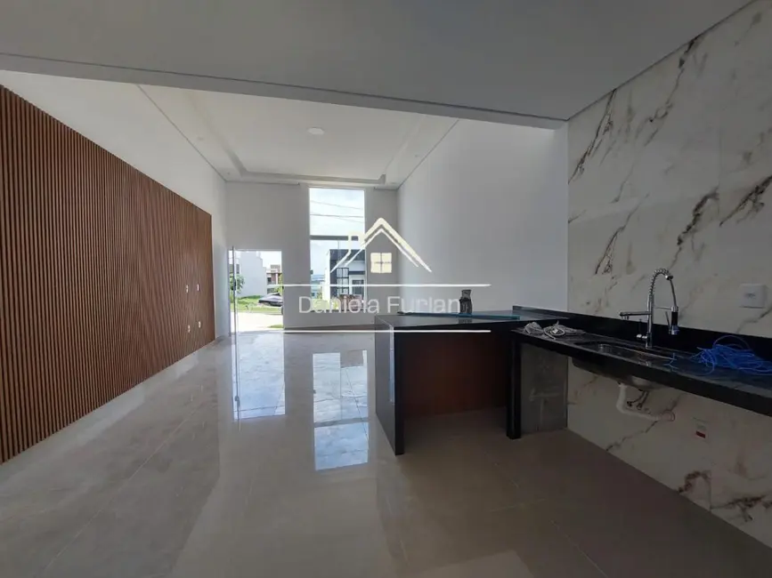 Casa de Condomínio com 3 quartos à venda, 115m2 em Cajuru do Sul, Sorocaba - SP - imagem 4 Foto 4 de Casa de Condomínio com 3 quartos à venda, 115m2 em Cajuru do Sul, Sorocaba - SP
