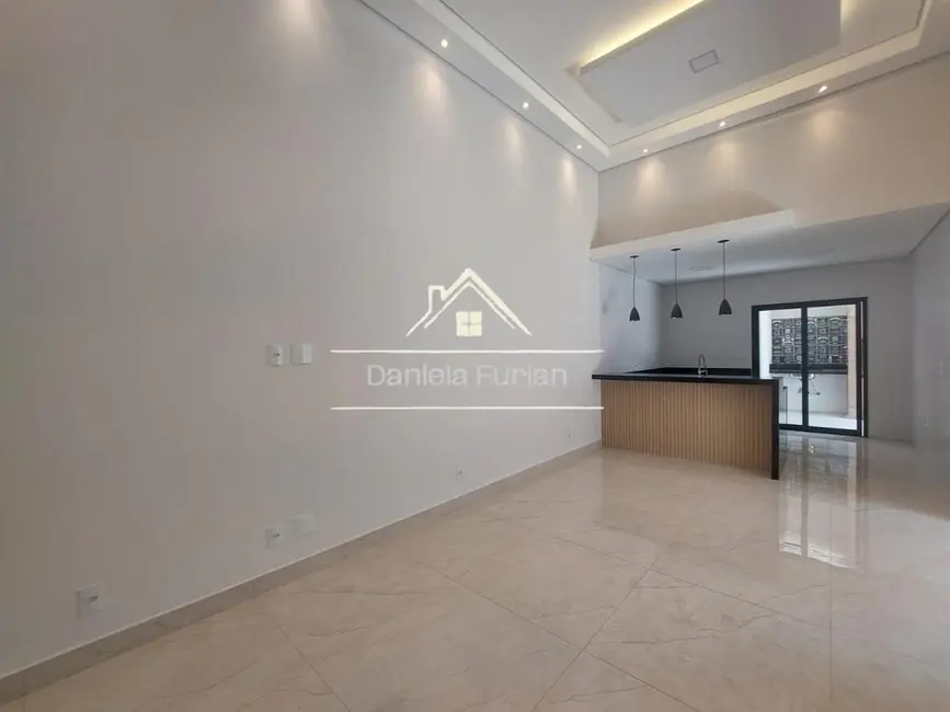 Casa de Condomínio com 3 quartos à venda, 112m2 em Cajuru do Sul, Sorocaba - SP - imagem 2 Foto 2 de Casa de Condomínio com 3 quartos à venda, 112m2 em Cajuru do Sul, Sorocaba - SP