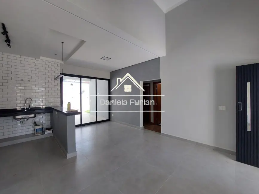Casa de Condomínio com 3 quartos à venda, 111m2 em Cajuru do Sul, Sorocaba - SP - imagem 3 Foto 3 de Casa de Condomínio com 3 quartos à venda, 111m2 em Cajuru do Sul, Sorocaba - SP