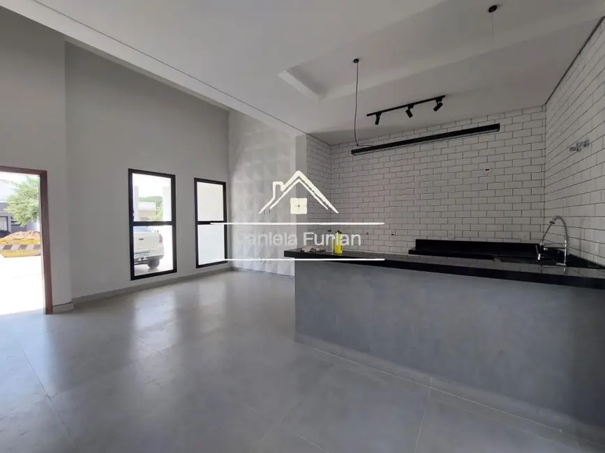 Casa de Condomínio com 3 quartos à venda, 111m2 em Cajuru do Sul, Sorocaba - SP - imagem 2 Foto 2 de Casa de Condomínio com 3 quartos à venda, 111m2 em Cajuru do Sul, Sorocaba - SP