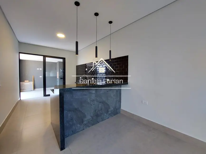 Casa de Condomínio com 3 quartos à venda, 153m2 em Cajuru do Sul, Sorocaba - SP - imagem 3 Foto 3 de Casa de Condomínio com 3 quartos à venda, 153m2 em Cajuru do Sul, Sorocaba - SP