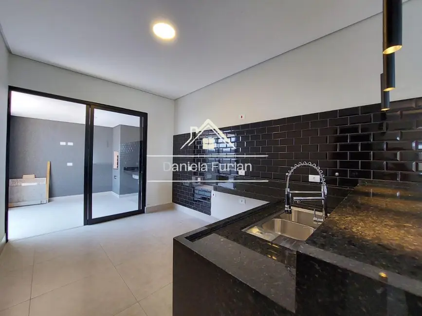 Casa de Condomínio com 3 quartos à venda, 153m2 em Cajuru do Sul, Sorocaba - SP - imagem 4 Foto 4 de Casa de Condomínio com 3 quartos à venda, 153m2 em Cajuru do Sul, Sorocaba - SP