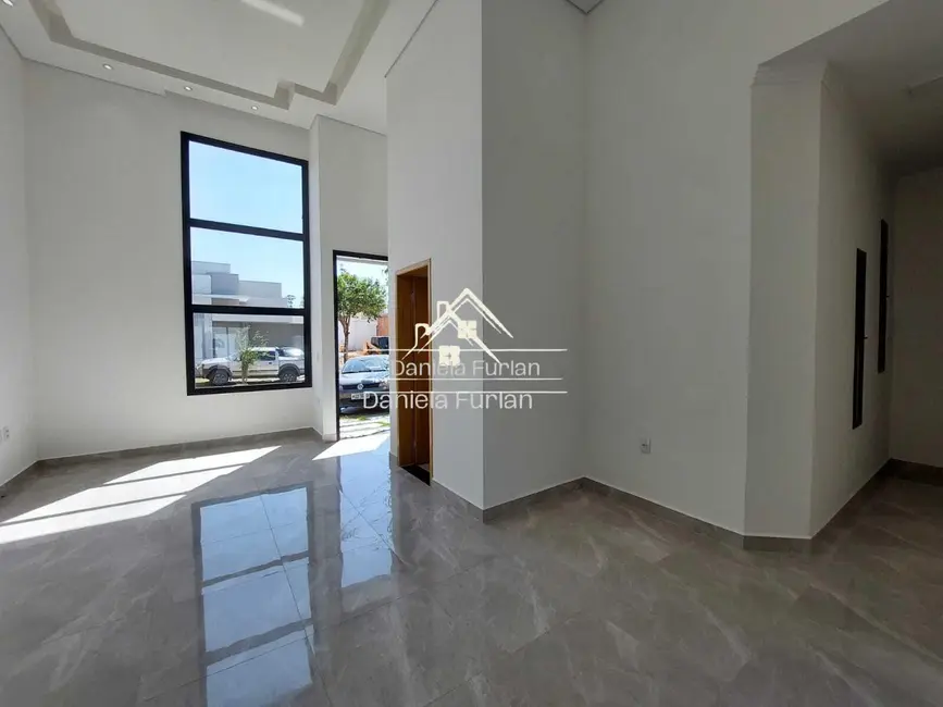 Casa de Condomínio com 3 quartos à venda, 103m2 em Cajuru do Sul, Sorocaba - SP - imagem 4 Foto 4 de Casa de Condomínio com 3 quartos à venda, 103m2 em Cajuru do Sul, Sorocaba - SP