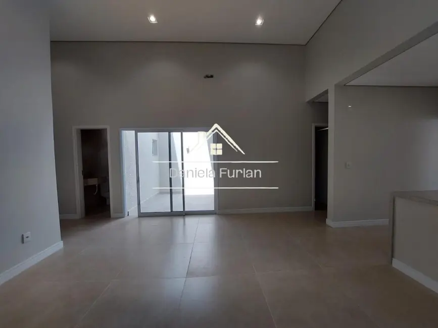Foto 2 de Casa de Condomínio com 3 quartos à venda, 107m2 em Cajuru do Sul, Sorocaba - SP