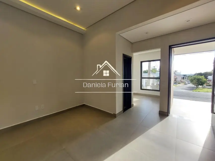 Foto 3 de Casa de Condomínio com 3 quartos à venda, 176m2 em Condomínio Residencial Flores, Votorantim - SP