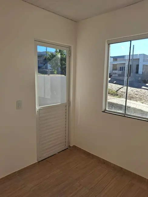 Casa com 2 quartos à venda, 56m2 em Centro, Vitorino - PR - imagem 4 Foto 4 de Casa com 2 quartos à venda, 56m2 em Centro, Vitorino - PR