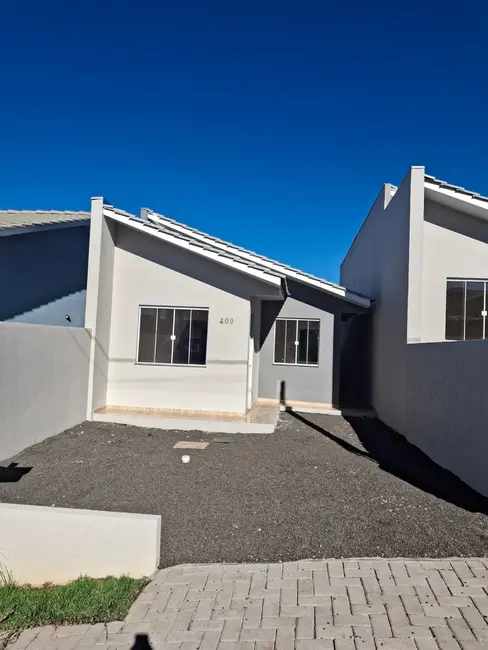 Foto 1 de Casa com 2 quartos à venda, 56m2 em Centro, Vitorino - PR