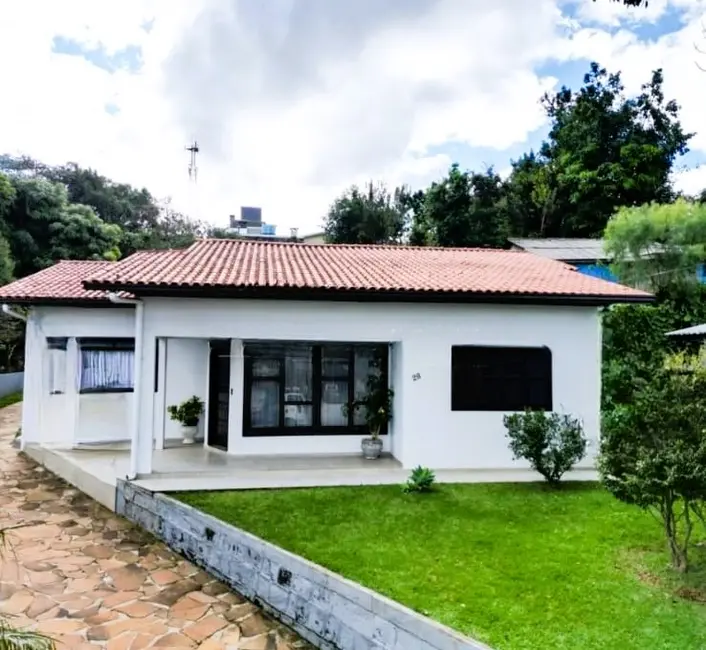 Foto 1 de Casa com 4 quartos à venda, 180m2 em Centro, Sao Lourenco Do Oeste - SC