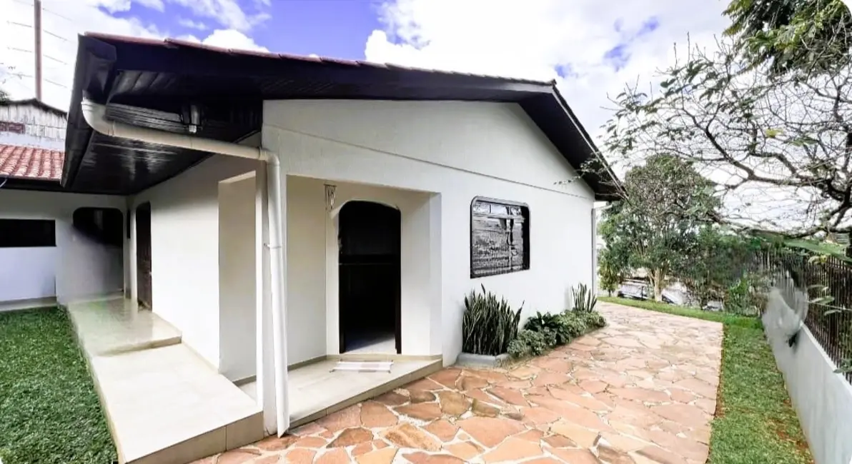Foto 3 de Casa com 4 quartos à venda, 180m2 em Centro, Sao Lourenco Do Oeste - SC