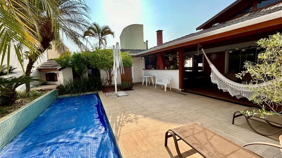 Casa com 3 quartos à venda, 360m2 em Jardim Morro Azul, Mococa - SP - imagem 8 Foto 8 de Casa com 3 quartos à venda, 360m2 em Jardim Morro Azul, Mococa - SP