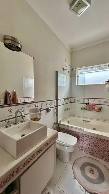 Casa com 3 quartos à venda, 360m2 em Jardim Morro Azul, Mococa - SP - imagem 6 Foto 6 de Casa com 3 quartos à venda, 360m2 em Jardim Morro Azul, Mococa - SP