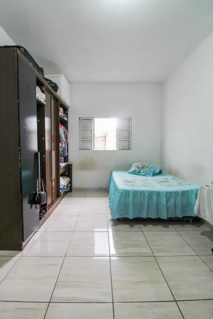 Casa com 2 quartos à venda, 70m2 em Jardim Topázio, Sorocaba - SP - imagem 5 Foto 5 de Casa com 2 quartos à venda, 70m2 em Jardim Topázio, Sorocaba - SP