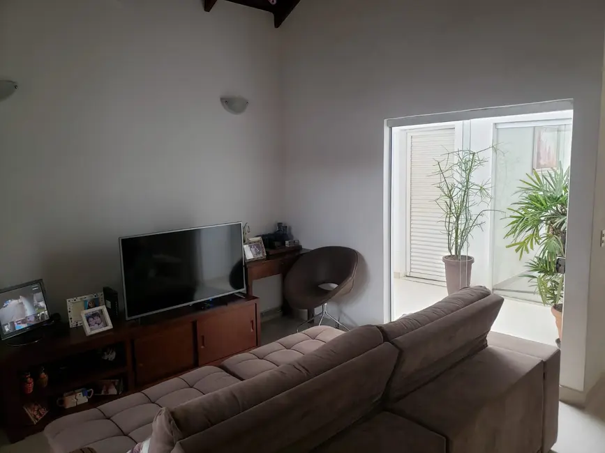 Casa com 3 quartos à venda, 211m2 em Parque Residencial Potiguara, Itu - SP - imagem 9 Foto 9 de Casa com 3 quartos à venda, 211m2 em Parque Residencial Potiguara, Itu - SP