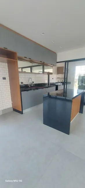 Casa de Condomínio com 3 quartos à venda, 241m2 em Vila Martins, Itu - SP - imagem 4 Foto 4 de Casa de Condomínio com 3 quartos à venda, 241m2 em Vila Martins, Itu - SP