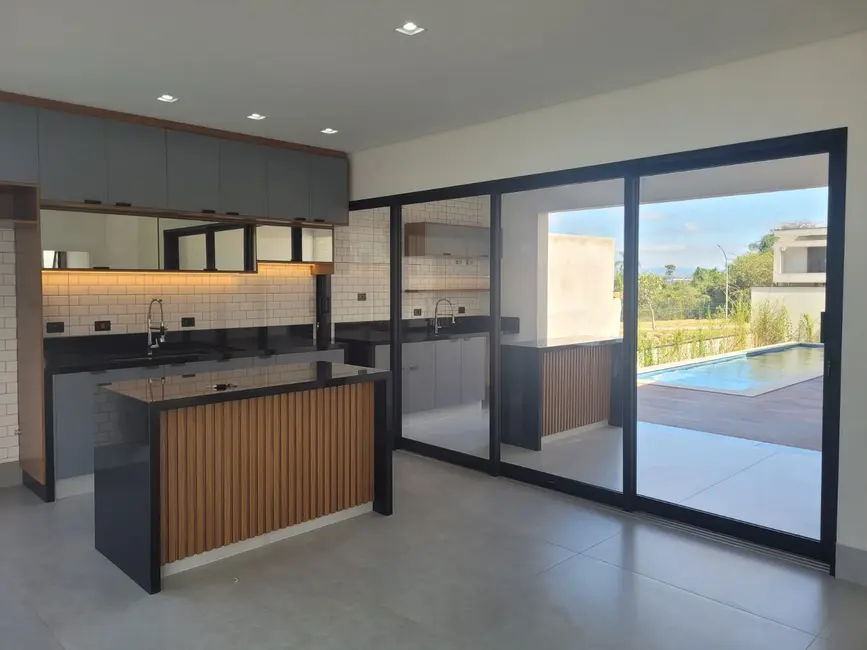 Casa de Condomínio com 3 quartos à venda, 241m2 em Vila Martins, Itu - SP - imagem 7 Foto 7 de Casa de Condomínio com 3 quartos à venda, 241m2 em Vila Martins, Itu - SP