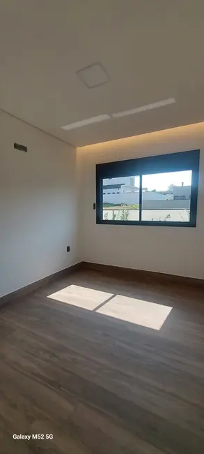 Casa de Condomínio com 3 quartos à venda, 241m2 em Vila Martins, Itu - SP - imagem 8 Foto 8 de Casa de Condomínio com 3 quartos à venda, 241m2 em Vila Martins, Itu - SP