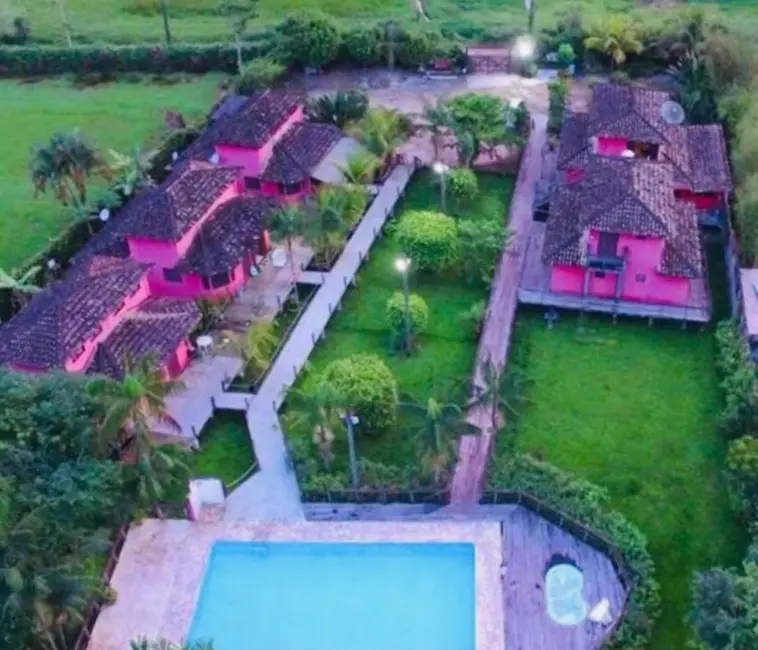 Pousada com 16 quartos à venda em CEP 11620-992 - Rua Gilmar Furtado De Oliveira, 111 - Boiçucanga, Sao Sebastiao - SP - imagem 4 Foto 4 de Pousada com 16 quartos à venda em CEP 11620-992 - Rua Gilmar Furtado De Oliveira, 111 - Boiçucanga, Sao Sebastiao - SP