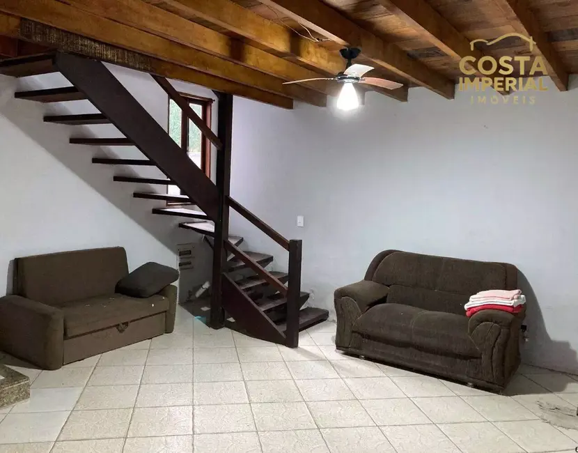 Casa com 4 quartos à venda e para alugar, 310m2 em CEP 11620-991 - Rua Tropicanganº 22, Sao Sebastiao - SP - imagem 5 Foto 5 de Casa com 4 quartos à venda e para alugar, 310m2 em CEP 11620-991 - Rua Tropicanganº 22, Sao Sebastiao - SP