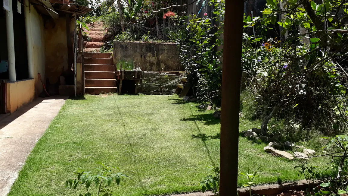 Casa com 2 quartos à venda, 330m2 em Centro, Paraibuna - SP - imagem 4 Foto 4 de Casa com 2 quartos à venda, 330m2 em Centro, Paraibuna - SP