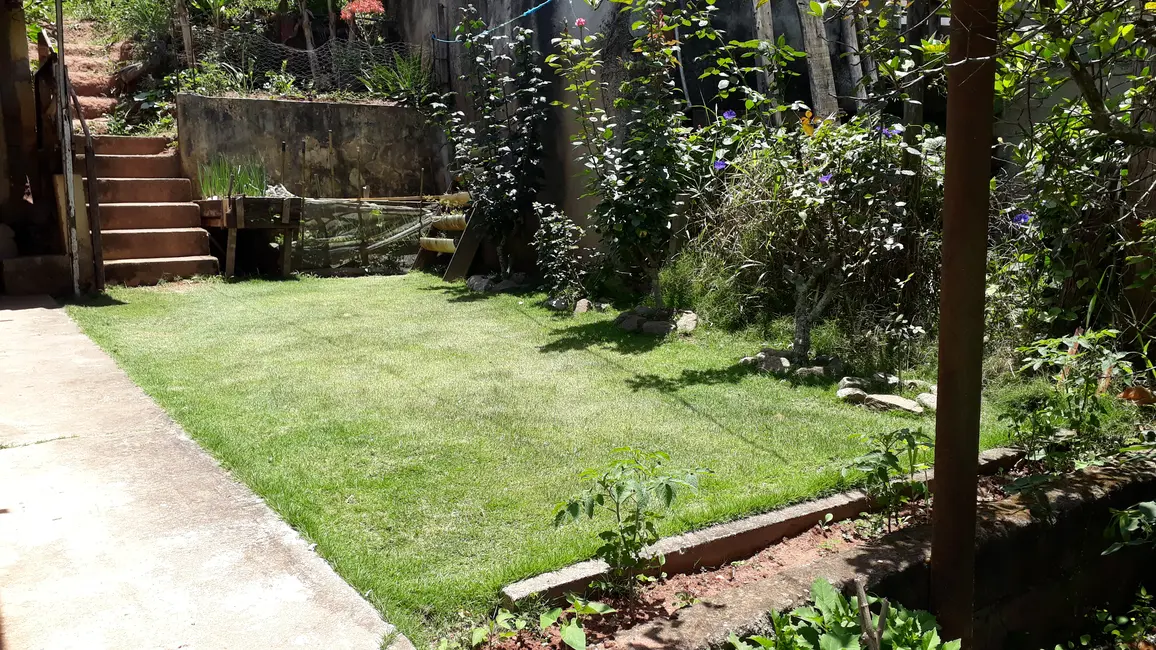 Casa com 2 quartos à venda, 330m2 em Centro, Paraibuna - SP - imagem 5 Foto 5 de Casa com 2 quartos à venda, 330m2 em Centro, Paraibuna - SP