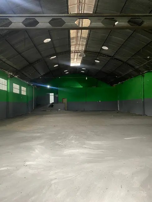 Armazém / Galpão para alugar, 400m2 em Benfica, Rio De Janeiro - RJ - imagem 4 Foto 4 de Armazém / Galpão para alugar, 400m2 em Benfica, Rio De Janeiro - RJ