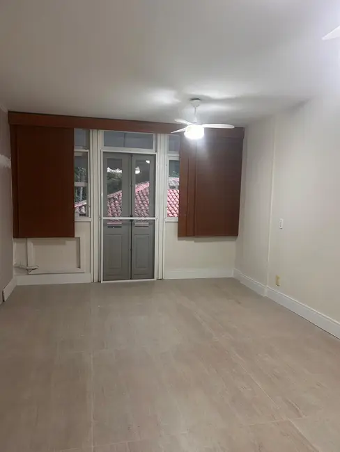 Foto 2 de Casa de Condomínio com 3 quartos para alugar, 206m2 em Recreio dos Bandeirantes, Rio De Janeiro - RJ