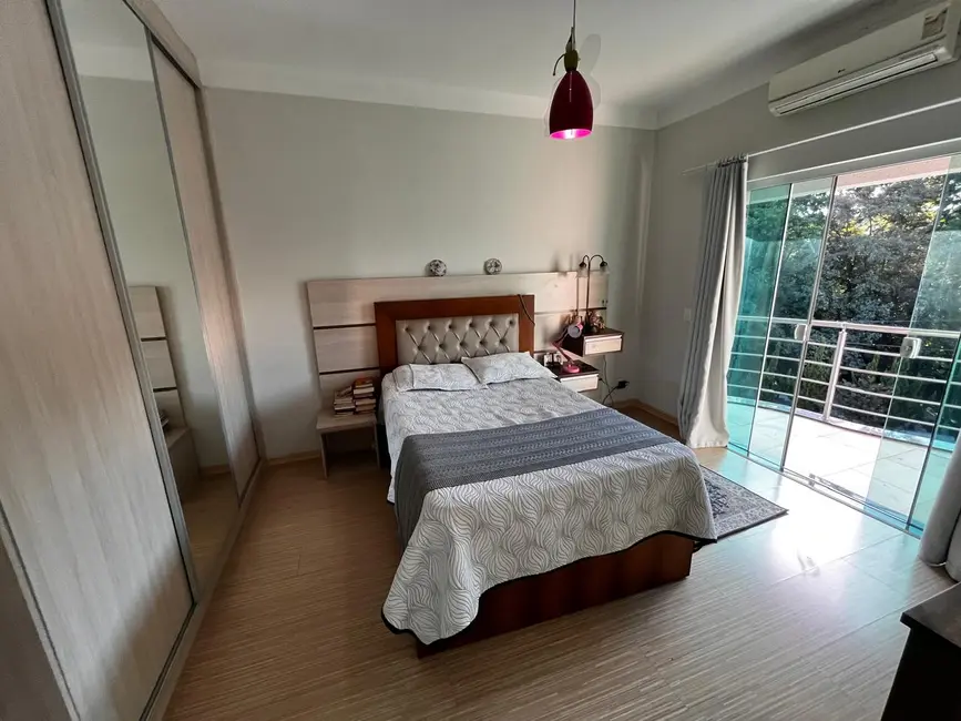 Foto 1 de Casa de Condomínio com 3 quartos à venda, 305m2 em Jardim Flamboyant, Hortolandia - SP