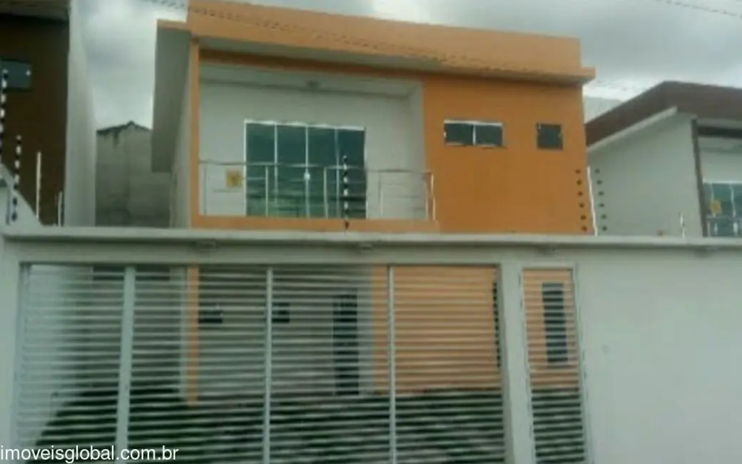 Foto 1 de Casa com 3 quartos à venda, 153m2 em Manaus, AM